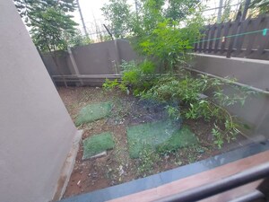 Balcony in 5 BHK Apartment at Mantra Montana Phase 6, Dhanori – for Rent