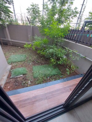 Balcony in 5 BHK Apartment at Mantra Montana Phase 6, Dhanori – for Rent