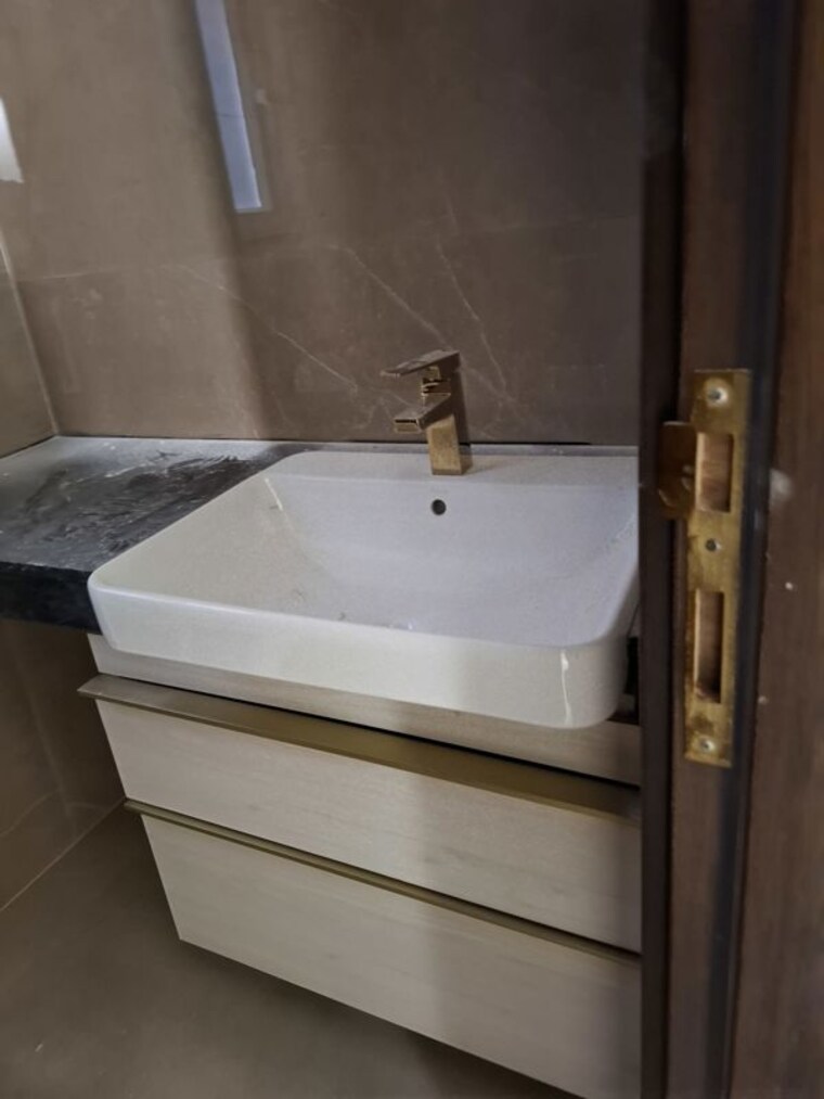 Kitchen, smart-world-orchard 2 Bedroom 1150 Sq.Ft. Apartment In Sector 61 Gurgaon 10731533