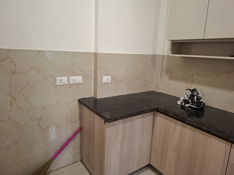 Kitchen, smart-world-orchard 2 Bedroom 1150 Sq.Ft. Apartment In Sector 61 Gurgaon 10731533
