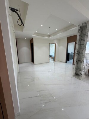 Building Lobby in 3 BHK Apartment at Matunga East – for Rent