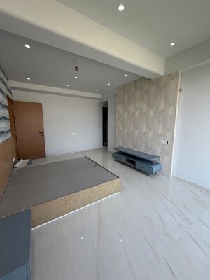 Room in 3 BHK Apartment at Matunga East – for Rent