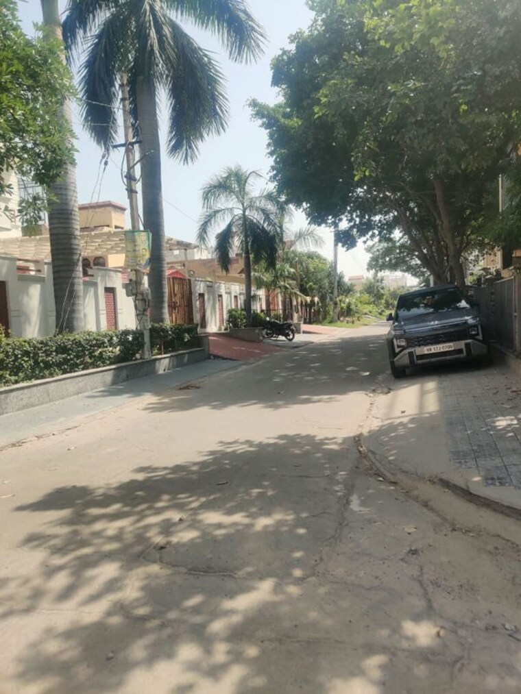  Parking, sector 2  250 Sq.Yd. Plot In Sector 2 Rohtak 10731566