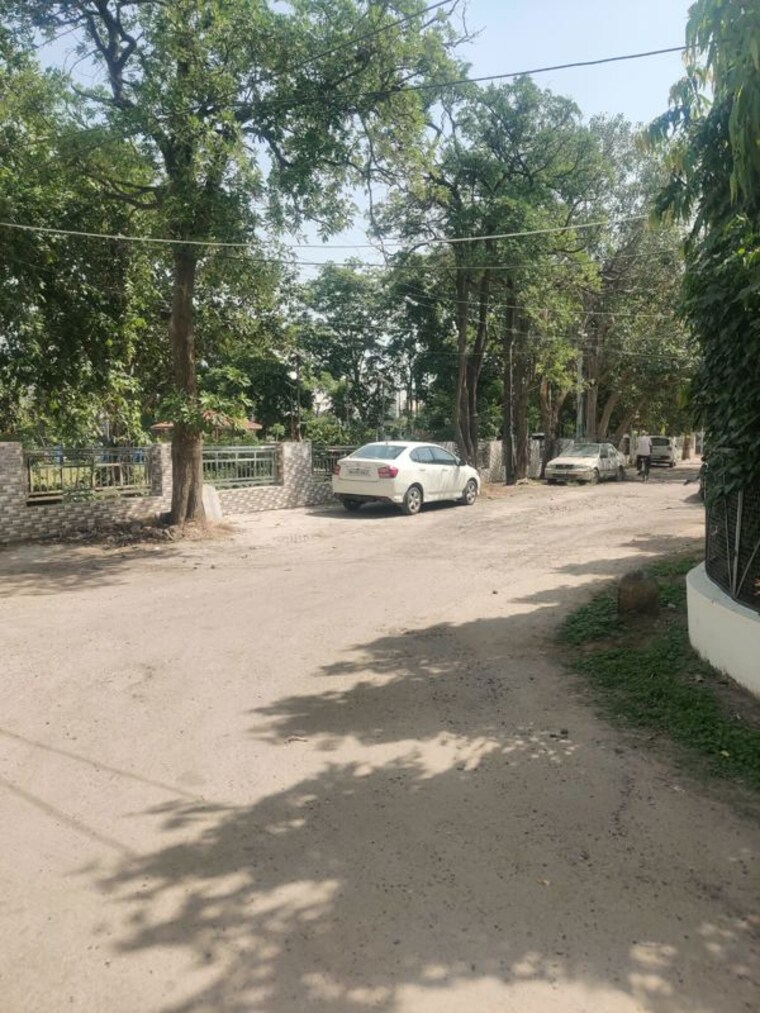  Parking, sector 2  250 Sq.Yd. Plot In Sector 2 Rohtak 10731566