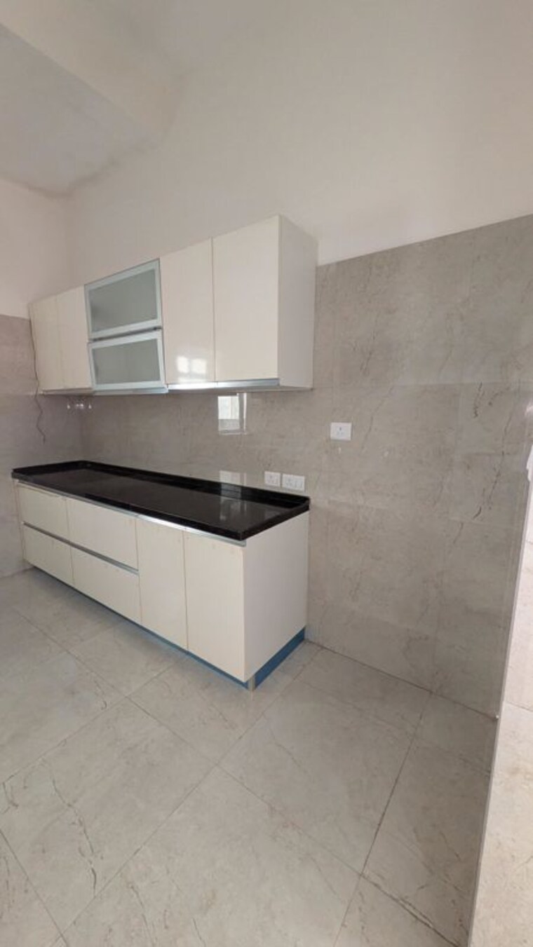 Kitchen, parel 2 Bedroom 980 Sq.Ft. Apartment In Parel Mumbai 10731612