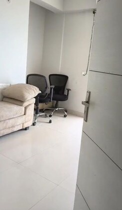 Office Space For Sale in Omaxe Hazratganj