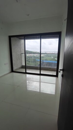 Room in 3 BHK Apartment at Solitaire World, Bibwewadi – for Sale