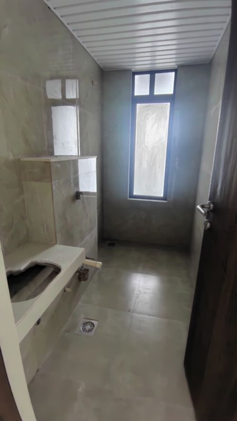 Bathroom, solitaire-world 3 Bedroom 1337 Sq.Ft. Apartment In Bibwewadi Pune 10731626