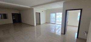 Room in 4 BHK Apartment at Niharika Skyline, Manikonda – for Sale
