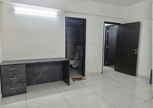 Room in 3 BHK Apartment at Mahaveer Sitara, Jp Nagar – for Rent
