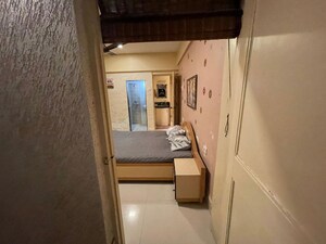 Furnished Amenities in 2 BHK Apartment at Versova – for Rent