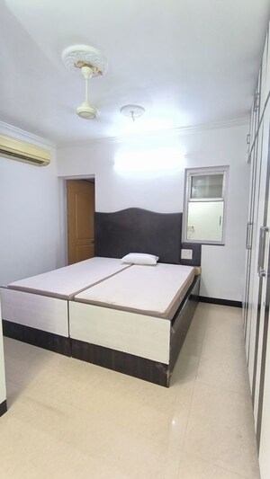 Bedroom in 2 BHK Apartment at Chandrakant Dhuru Wadi – for Rent