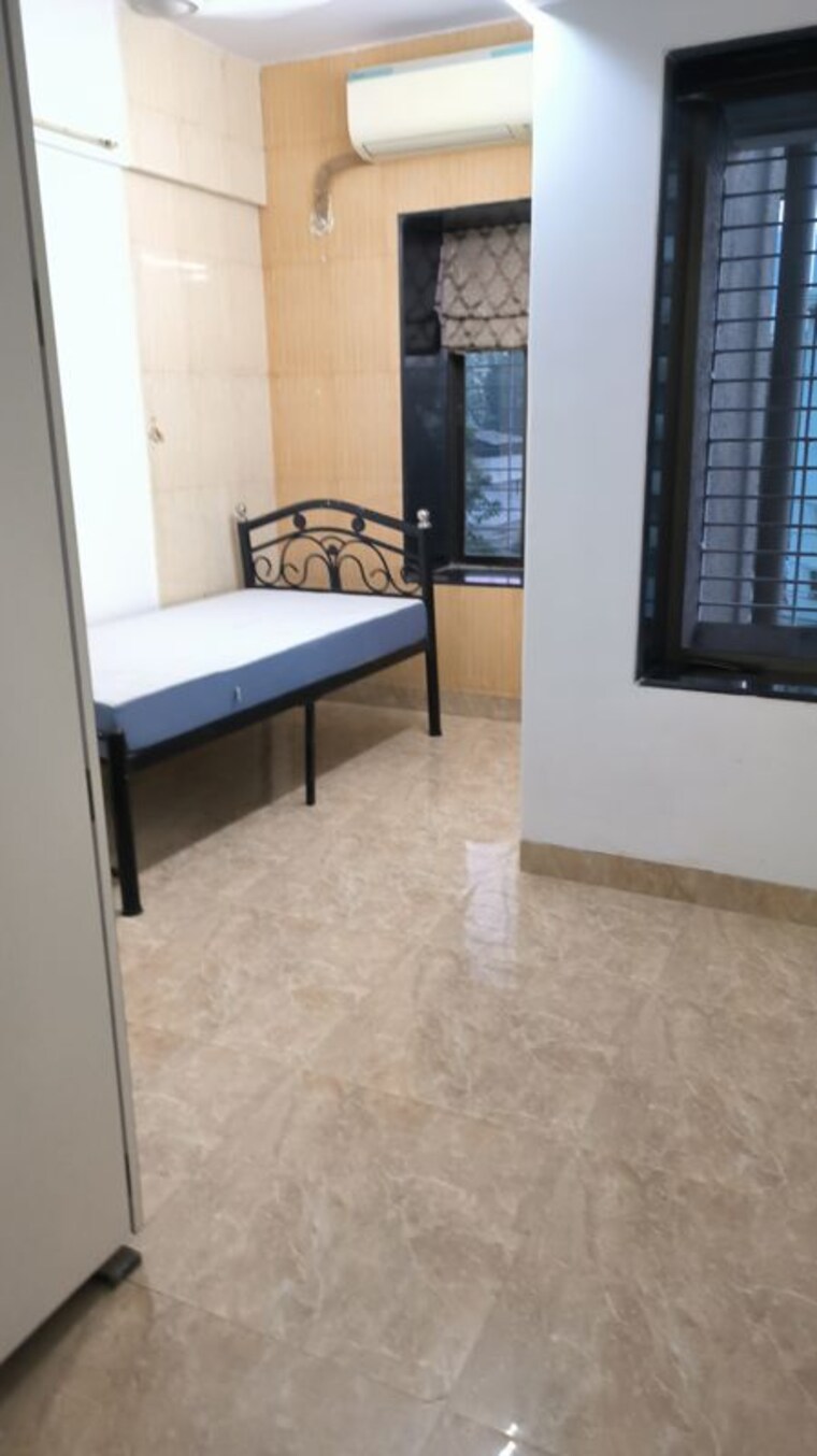 Room, chandrakant dhuru wadi 2 Bedroom 750 Sq.Ft. Apartment In Chandrakant Dhuru Wadi Mumbai 10731659