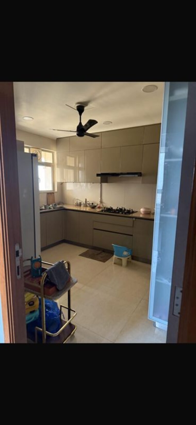 Kitchen, hiranandani-estate 3 Bedroom 1200 Sq.Ft. Apartment In Ghodbunder Road Thane 10731652