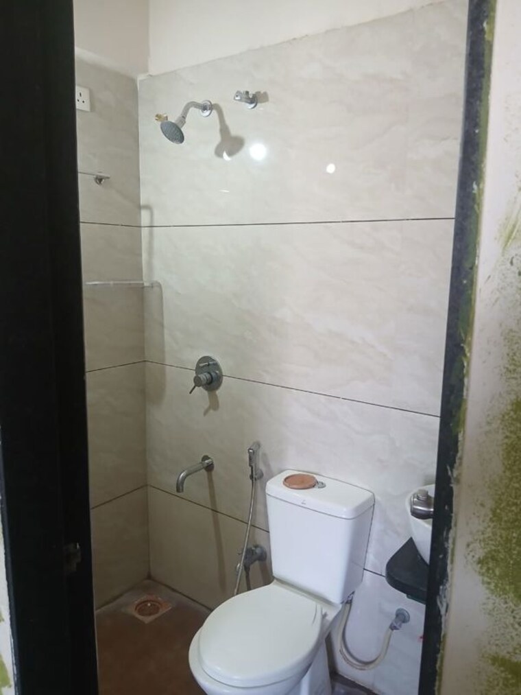 Bathroom, magnum-lifestyle 2 Bedroom 714 Sq.Ft. Apartment In Dhanori Pune 10731663