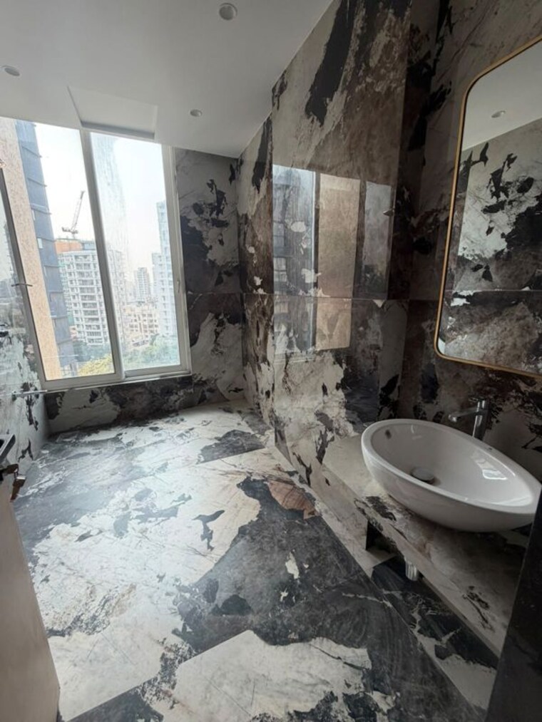 Bathroom, matunga west 3 Bedroom 2000 Sq.Ft. Apartment In Matunga West Mumbai 10731668
