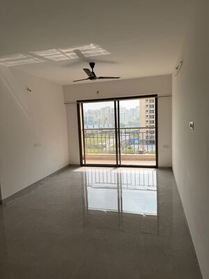Room in 3 BHK Apartment at Goel Ganga New Town, Dhanori – for Rent
