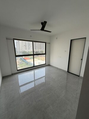 Room in 3 BHK Apartment at Goel Ganga New Town, Dhanori – for Rent