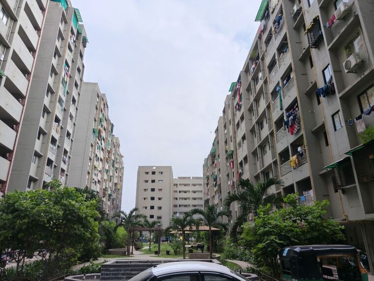 Exterior View, sarkhej 2 Bedroom 990 Sq.Ft. Apartment In Sarkhej Ahmedabad 10731757