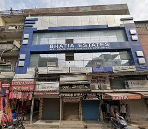  Shop For Sale in Gandhi Nagar