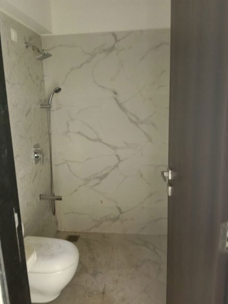 Bathroom, orchid-vasundhara 2 Bedroom 714 Sq.Ft. Apartment In Santacruz West Mumbai 10731846