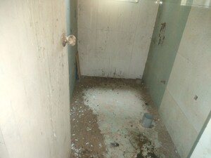 Room in  Apartment at Kalyan – for Sale