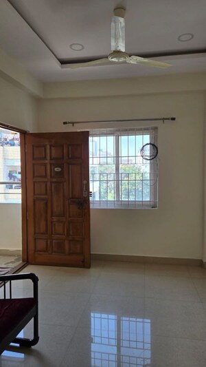 Room in 2 BHK Apartment at Gowlidoddy – for Sale
