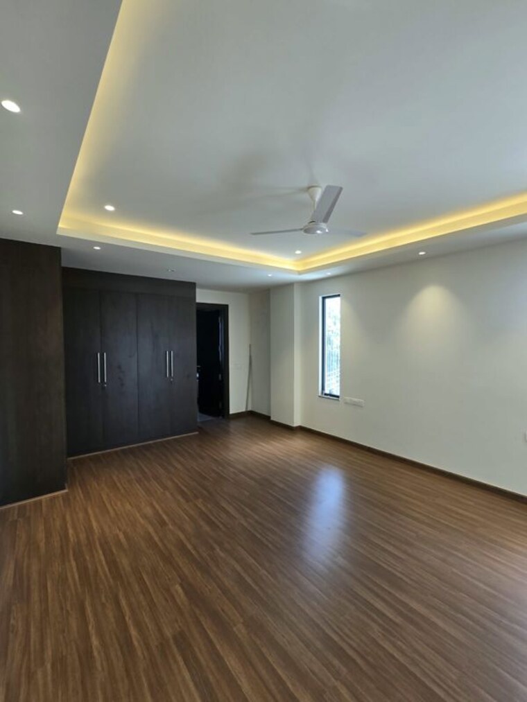 Room, sector 45 4 Bedroom 1800 Sq.Ft. Builder Floor In Sector 45 Gurgaon 10731874