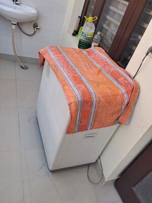 Furnished Amenities in 3 BHK Apartment at Malwa Escon Primera, International Airport Road – for Rent