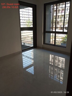 Room in 2.5 BHK Apartment at Ten United Athashri, Dhanori – for Rent