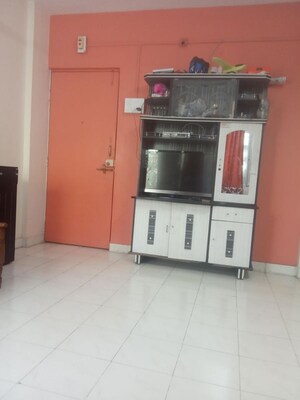 Room in 1 BHK Apartment at Tejas Estate Poorva Arcade, Dhanori – for Rent