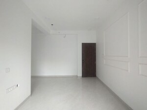 Room in 2 BHK Apartment at Divine Park 55, Shivaji Park – for Sale