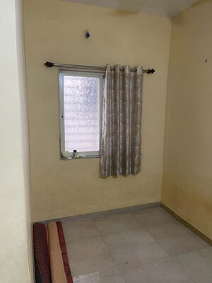 Room in 3 BHK Apartment at Siddhashila Fernnvale, Baner – for Rent