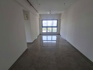  2 BHK Apartment at Matunga East – for Sale