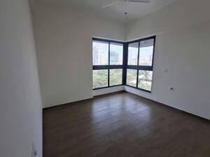Room in 2 BHK Apartment at Matunga East – for Sale