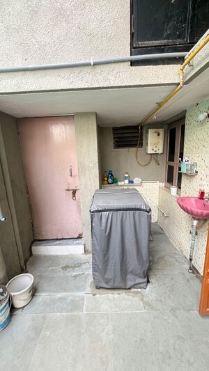 Parking in 2 BHK Villa at Prahlad Nagar – for Rent