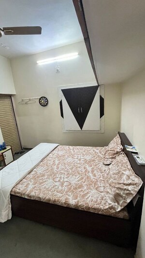 Furnished Amenities in 2 BHK Villa at Prahlad Nagar – for Rent