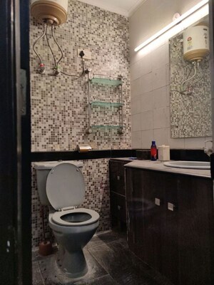 Bathroom in 3 BHK Apartment at Orchid Petals, Sector 49 – for Rent