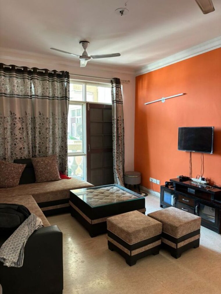 Living Room, orchid-petals 3 Bedroom 1805 Sq.Ft. Apartment In Sector 49 Gurgaon 10732071
