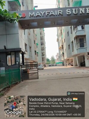  Apartment For Sale in Atladara