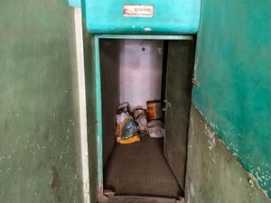Furnished Amenities in  Office Space at Firdous Colony – for Sale