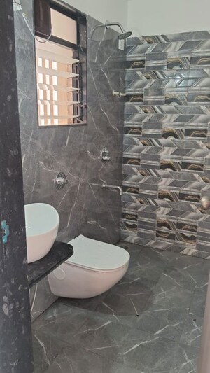 Bathroom in 1 BHK Apartment at Kohinoor Prime, Ulhasnagar – for Rent