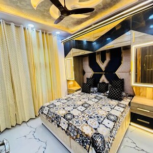 Bedroom in 2 BHK Builder Floor at Uttam Nagar – for Sale
