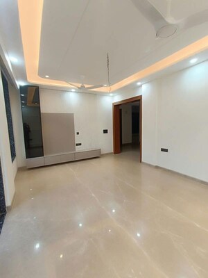 3 BHK Builder Floor For Rent in Sector 48