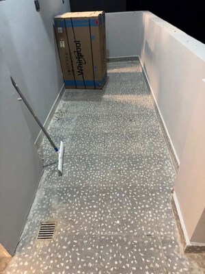 Building Lobby in 1 BHK Builder Floor at Sector 43 – for Rent