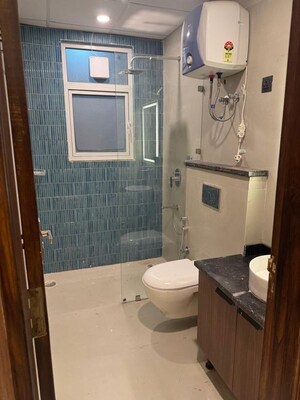 Bathroom in 1 BHK Builder Floor at Sector 43 – for Rent