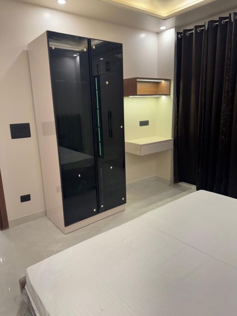 undefined, sector 43 1 Bedroom 250 Sq.Yd. Builder Floor In Sector 43 Gurgaon 10732242