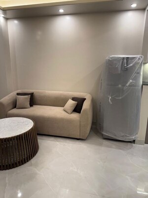 Living Room in 1 BHK Builder Floor at Sector 43 – for Rent