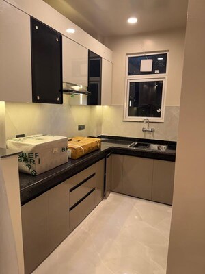 Kitchen in 1 BHK Builder Floor at Sector 43 – for Rent