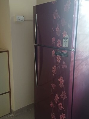 Furnished Amenities in 2 BHK Apartment at Eden Woods complex, Manpada – for Rent